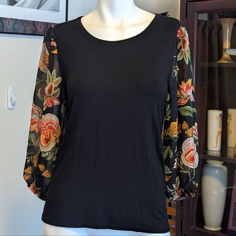 Kim & Cami Black Blouse with Long Sleeves